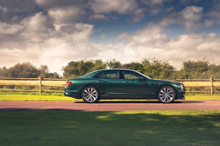 Bentley Flying Spur 2020, nuovi accessori: immagini ufficiali
