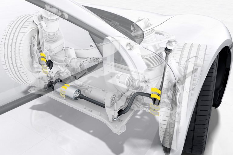 Porsche Taycan 2021: immagini ufficiali