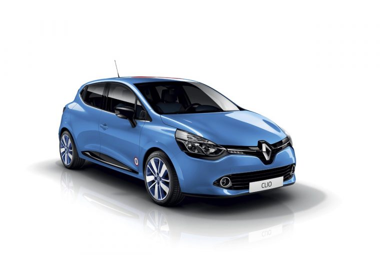 Renault Clio 1990-2020: cinque generazioni nelle immagini