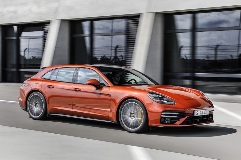 Porsche Panamera 2021: immagini ufficiali