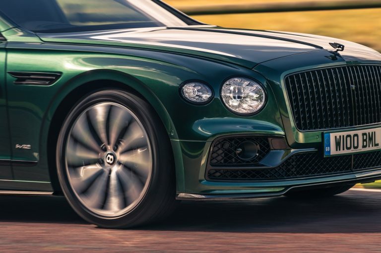 Bentley Flying Spur 2020, nuovi accessori: immagini ufficiali