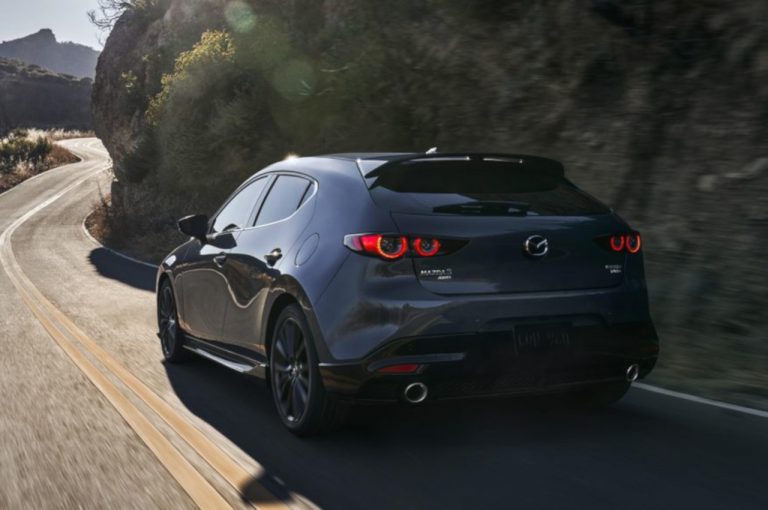 Mazda 3 Turbo 2021: immagini ufficiali