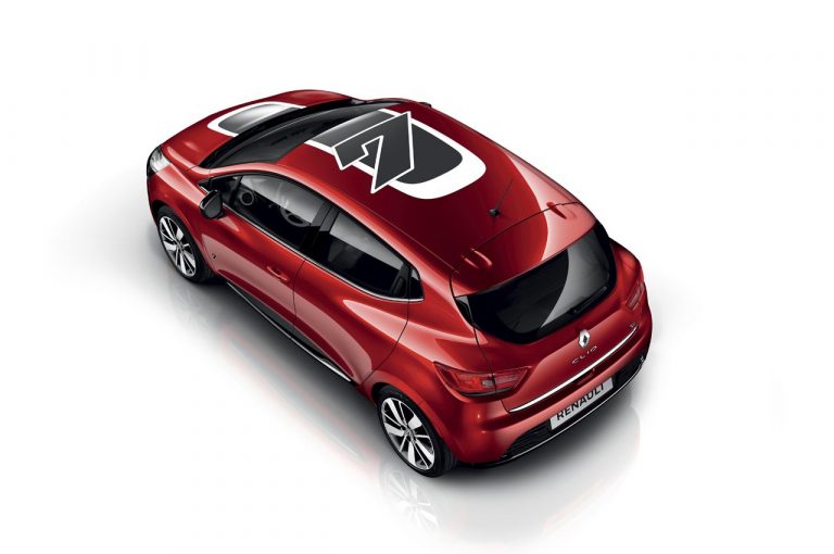 Renault Clio 1990-2020: cinque generazioni nelle immagini