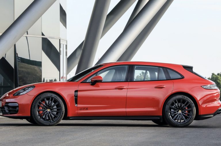 Porsche Panamera 2021: immagini ufficiali