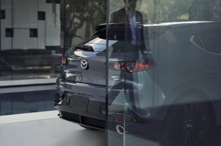 Mazda 3 Turbo 2021: immagini ufficiali
