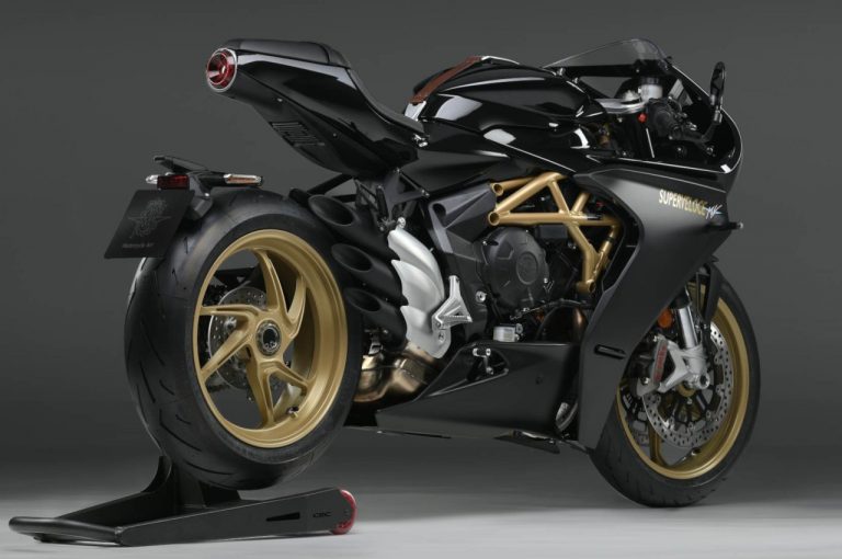 MV Agusta Superveloce 800 2020: immagini ufficiali