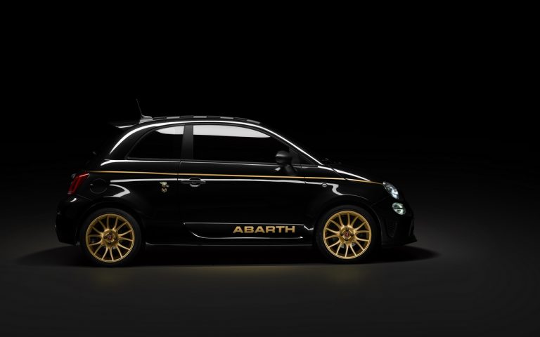 Abarth 595 Scorpioneoro e 595 Monster Energy Yamaha