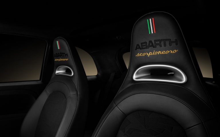 Abarth 595 Scorpioneoro e 595 Monster Energy Yamaha
