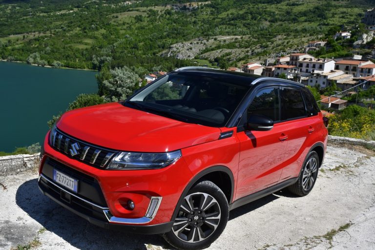 Suzuki Vitara 1.4 Boosterjet Hybrid AllGrip: la prova su strada