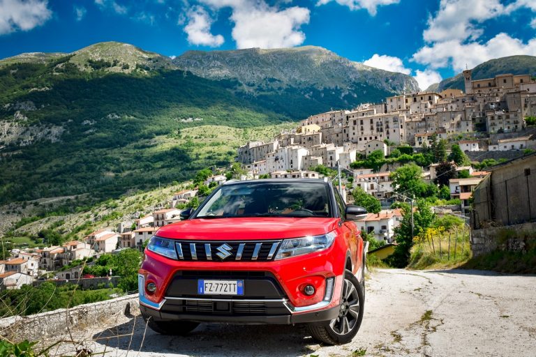 Suzuki Vitara 1.4 Boosterjet Hybrid AllGrip: la prova su strada