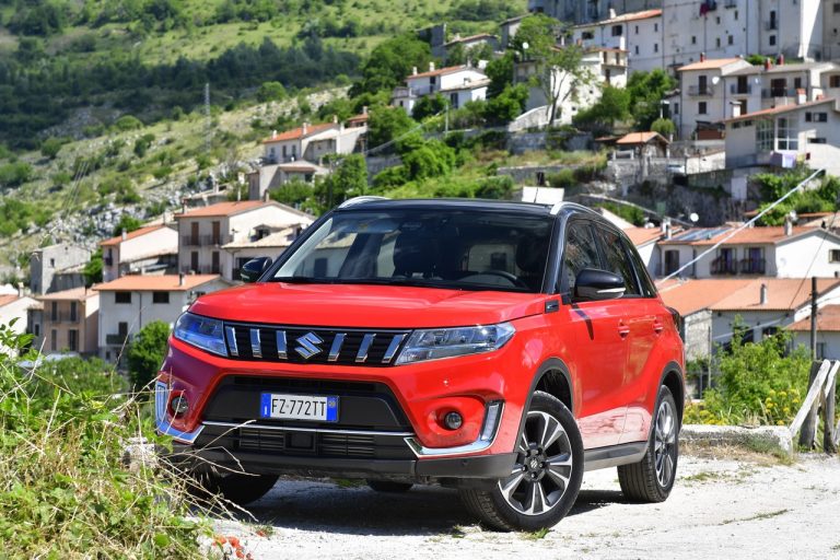 Suzuki Vitara 1.4 Boosterjet Hybrid AllGrip: la prova su strada