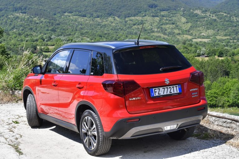 Suzuki Vitara 1.4 Boosterjet Hybrid AllGrip: la prova su strada