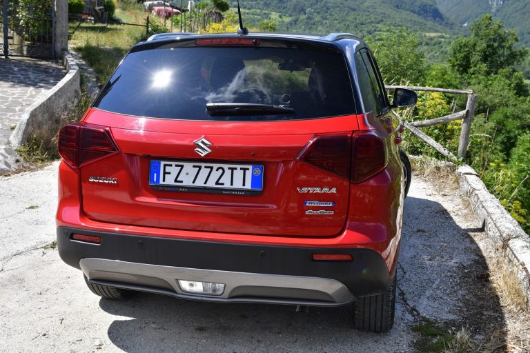 Suzuki Vitara 1.4 Boosterjet Hybrid AllGrip: la prova su strada