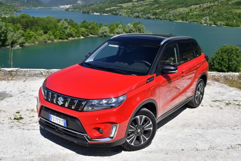 Suzuki Vitara 1.4 Boosterjet Hybrid AllGrip: la prova su strada