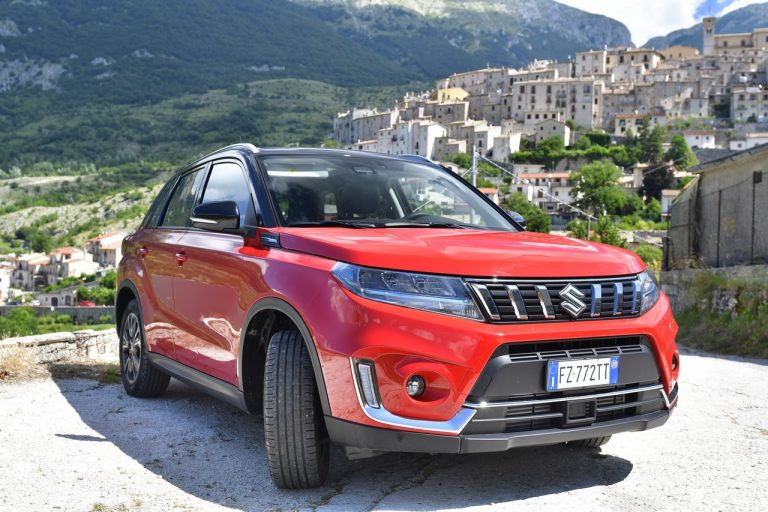 Suzuki Vitara 1.4 Boosterjet Hybrid AllGrip: la prova su strada