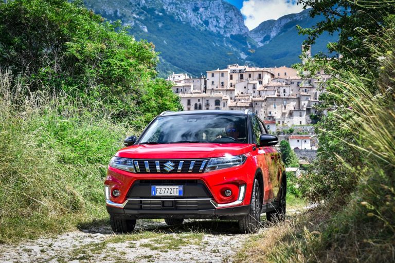 Suzuki Vitara 1.4 Boosterjet Hybrid AllGrip: la prova su strada
