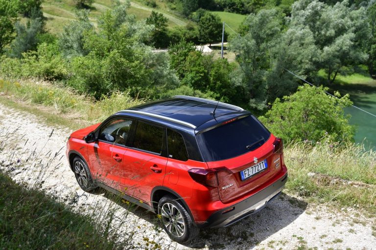 Suzuki Vitara 1.4 Boosterjet Hybrid AllGrip: la prova su strada