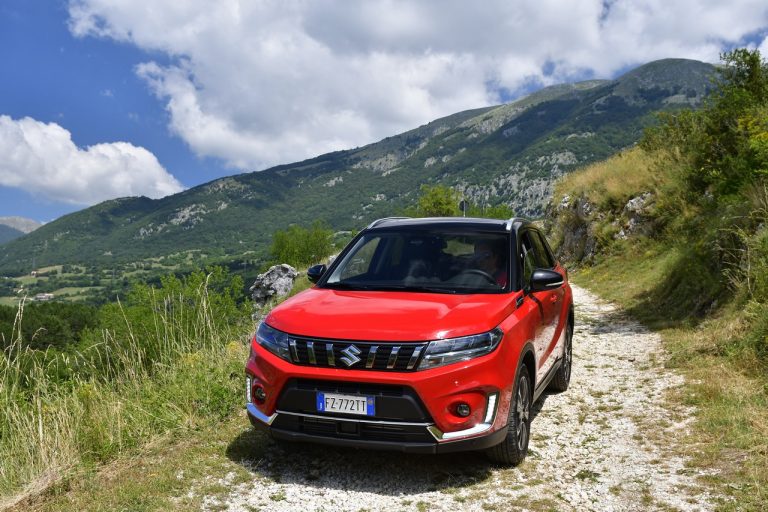 Suzuki Vitara 1.4 Boosterjet Hybrid AllGrip: la prova su strada