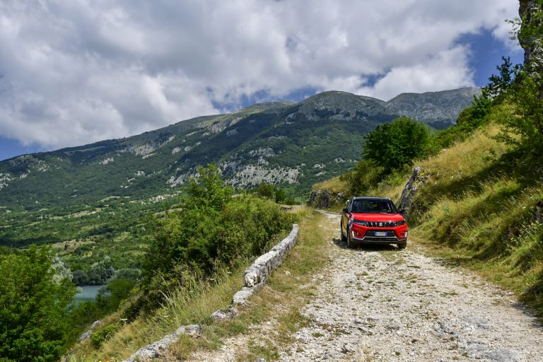 Suzuki Vitara 1.4 Boosterjet Hybrid AllGrip: la prova su strada