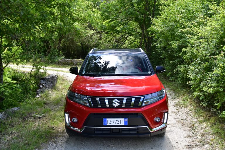 Suzuki Vitara 1.4 Boosterjet Hybrid AllGrip: la prova su strada