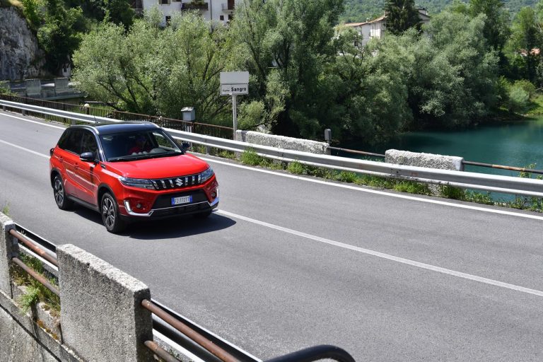 Suzuki Vitara 1.4 Boosterjet Hybrid AllGrip: la prova su strada