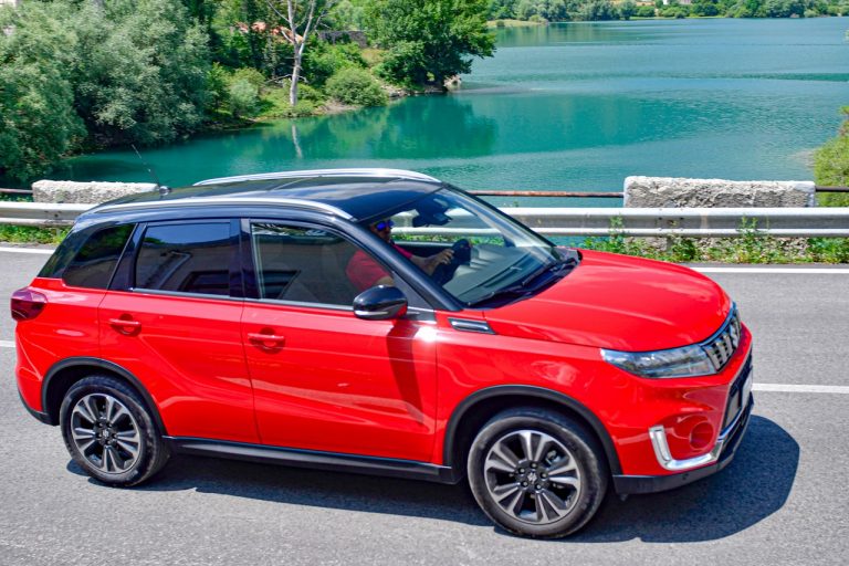 Suzuki Vitara 1.4 Boosterjet Hybrid AllGrip: la prova su strada
