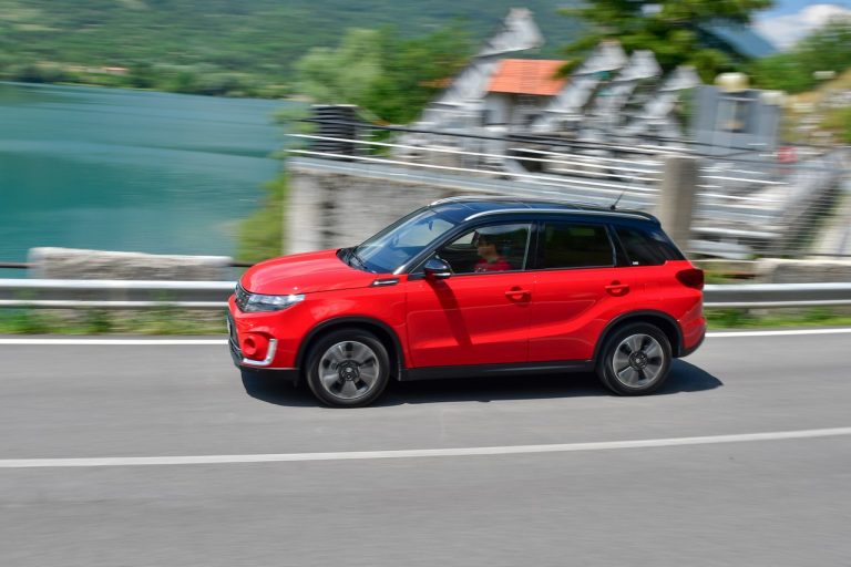 Suzuki Vitara 1.4 Boosterjet Hybrid AllGrip: la prova su strada