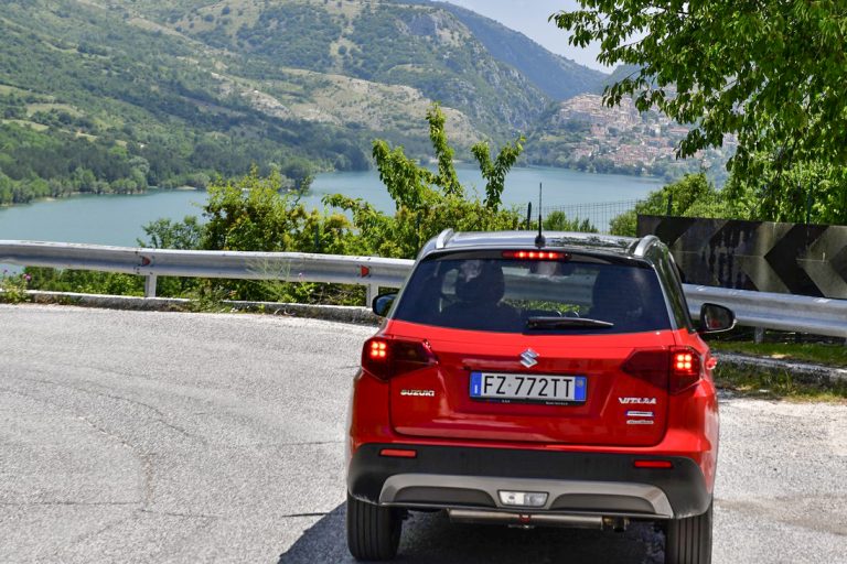 Suzuki Vitara 1.4 Boosterjet Hybrid AllGrip: la prova su strada