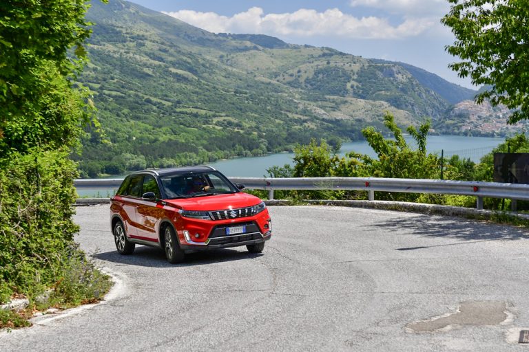 Suzuki Vitara 1.4 Boosterjet Hybrid AllGrip: la prova su strada
