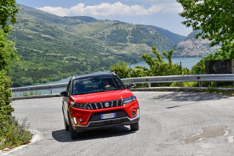 Suzuki Vitara 1.4 Boosterjet Hybrid AllGrip: la prova su strada