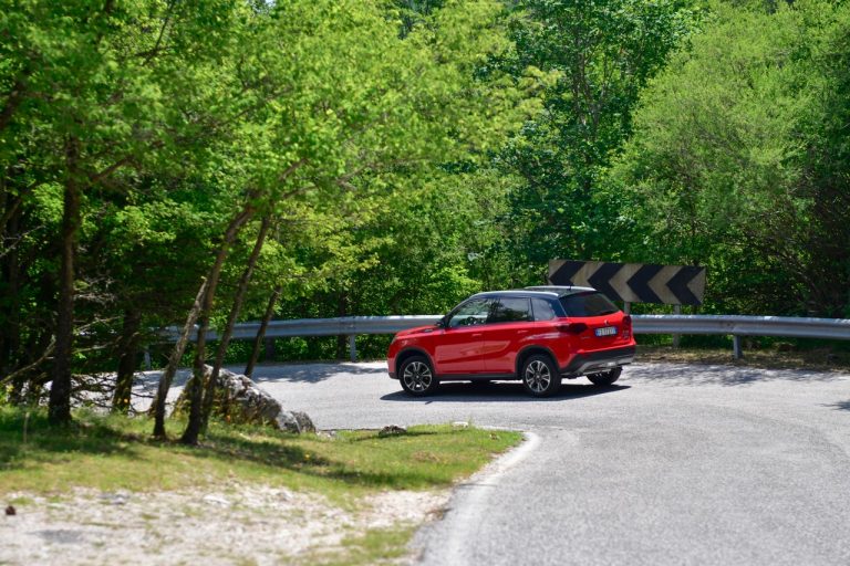Suzuki Vitara 1.4 Boosterjet Hybrid AllGrip: la prova su strada
