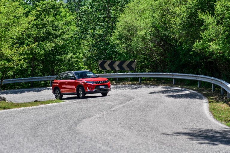 Suzuki Vitara 1.4 Boosterjet Hybrid AllGrip: la prova su strada