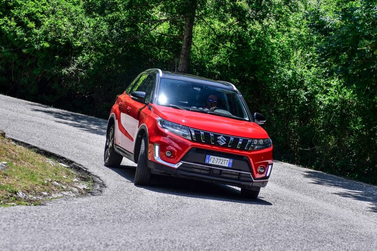 Suzuki Vitara 1.4 Boosterjet Hybrid AllGrip: la prova su strada