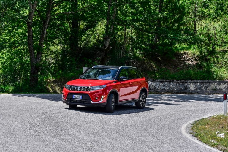 Suzuki Vitara 1.4 Boosterjet Hybrid AllGrip: la prova su strada