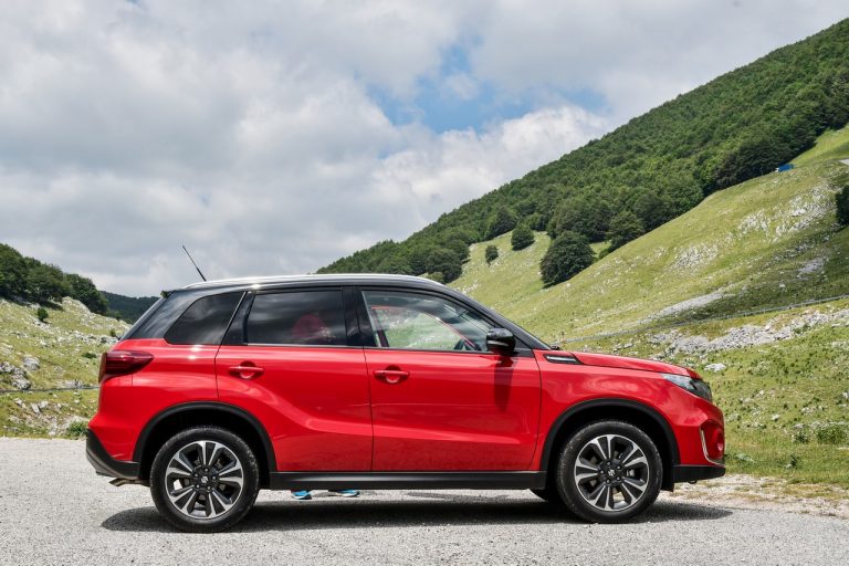Suzuki Vitara 1.4 Boosterjet Hybrid AllGrip: la prova su strada
