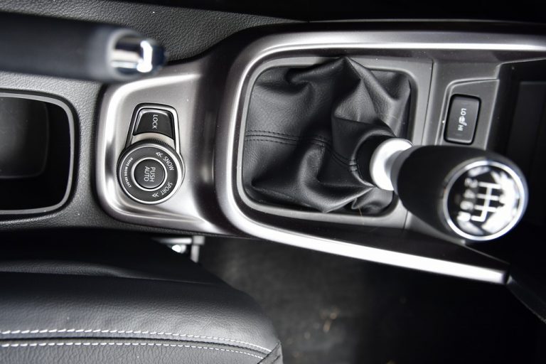 Suzuki Vitara 1.4 Boosterjet Hybrid AllGrip: la prova su strada