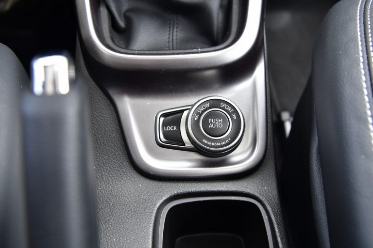 Suzuki Vitara 1.4 Boosterjet Hybrid AllGrip: la prova su strada