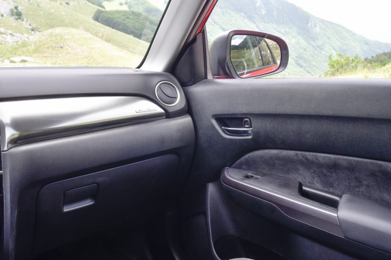 Suzuki Vitara 1.4 Boosterjet Hybrid AllGrip: la prova su strada