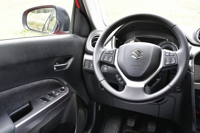 Suzuki Vitara 1.4 Boosterjet Hybrid AllGrip: la prova su strada