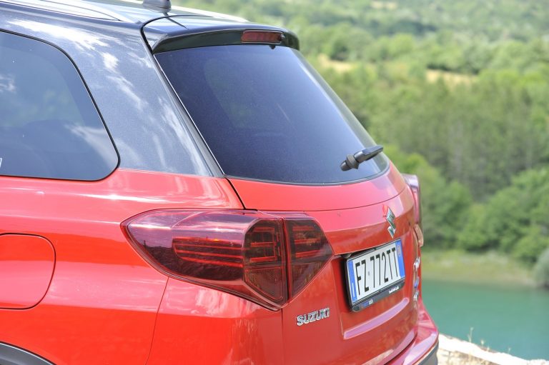 Suzuki Vitara 1.4 Boosterjet Hybrid AllGrip: la prova su strada