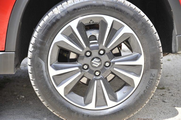 Suzuki Vitara 1.4 Boosterjet Hybrid AllGrip: la prova su strada