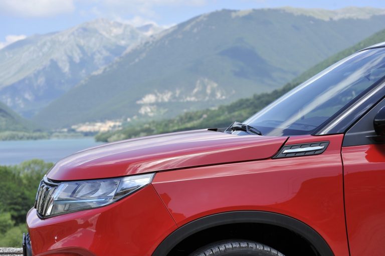 Suzuki Vitara 1.4 Boosterjet Hybrid AllGrip: la prova su strada