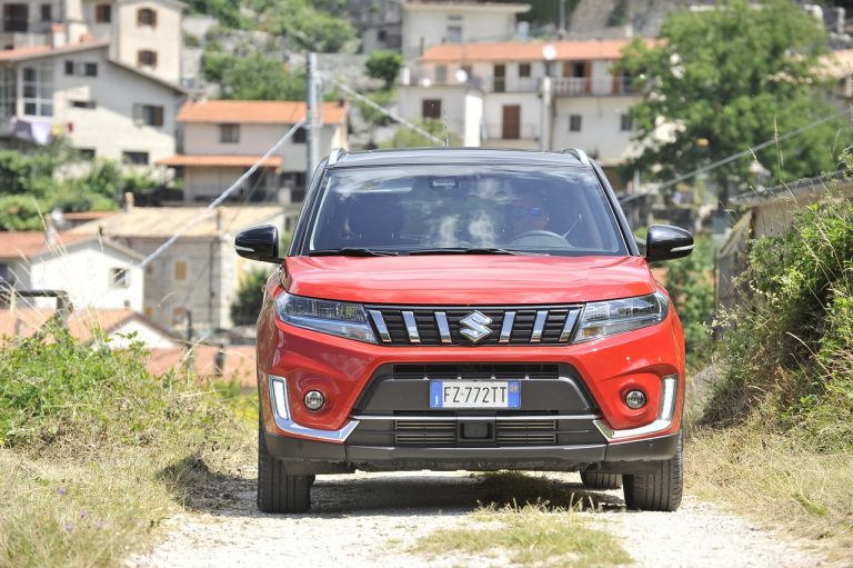 Suzuki Vitara 1.4 Boosterjet Hybrid AllGrip: la prova su strada