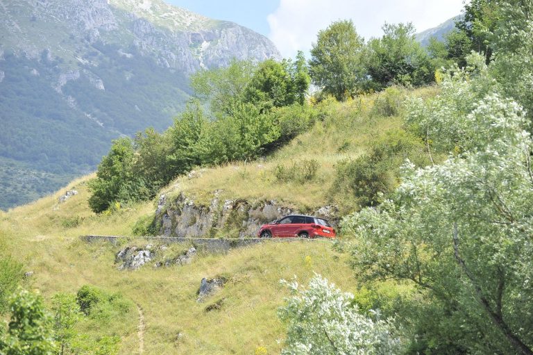 Suzuki Vitara 1.4 Boosterjet Hybrid AllGrip: la prova su strada