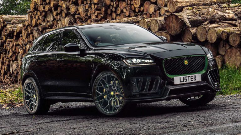 Jaguar F-Pace by Lister Stealth: immagini ufficiali