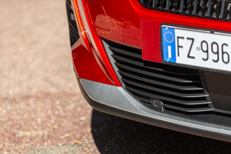 Peugeot 2008 1.2 PureTech GT: la prova su strada