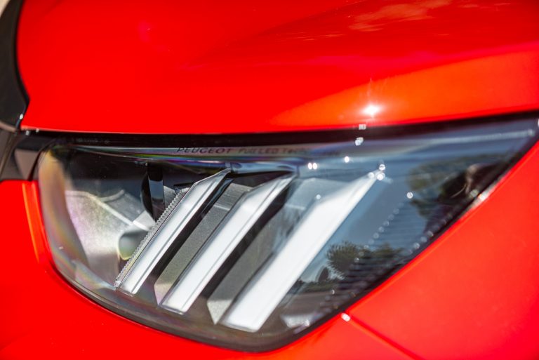 Peugeot 2008 1.2 PureTech GT: la prova su strada