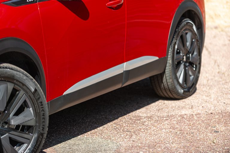 Peugeot 2008 1.2 PureTech GT: la prova su strada