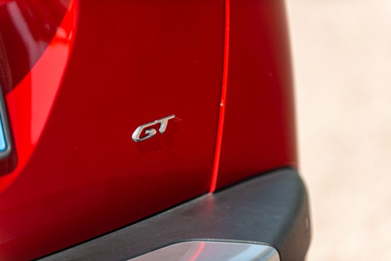 Peugeot 2008 1.2 PureTech GT: la prova su strada