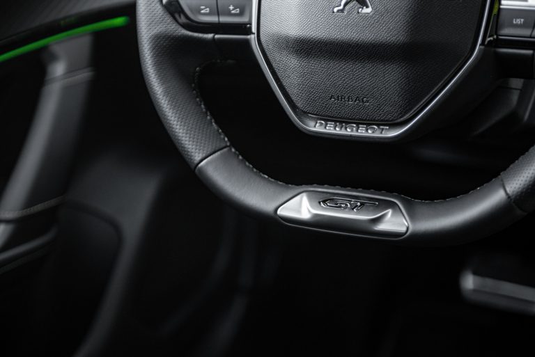 Peugeot 2008 1.2 PureTech GT: la prova su strada